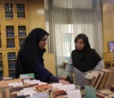 بازدید کارشناس مسئول اداره کتابخانه و اسناد سازمان پژوهش و برنامه ریزی آموزشی از بخش اسناد تالار نفیس کتابخانه مرکزی