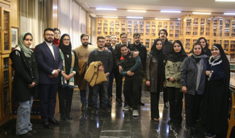 بازدید راه‌یافتگان نهایی رقابت‌های ملی «جانا بوم» از کتابخانه مرکزی
